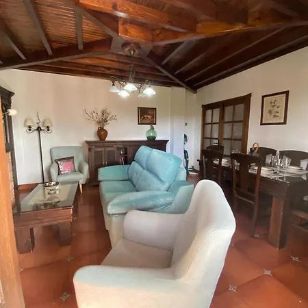 Casa Albarracin *